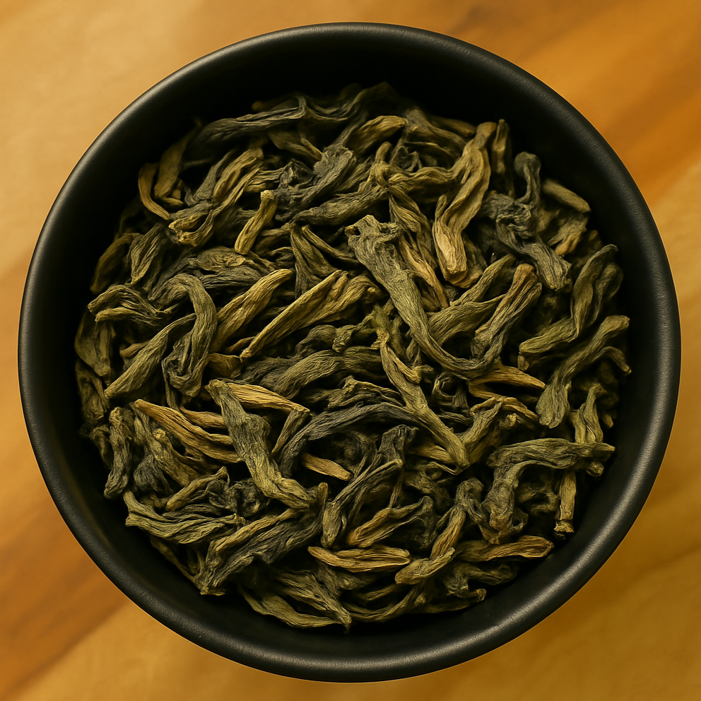 Holly Leaf Whole (Ilex Latifolia)