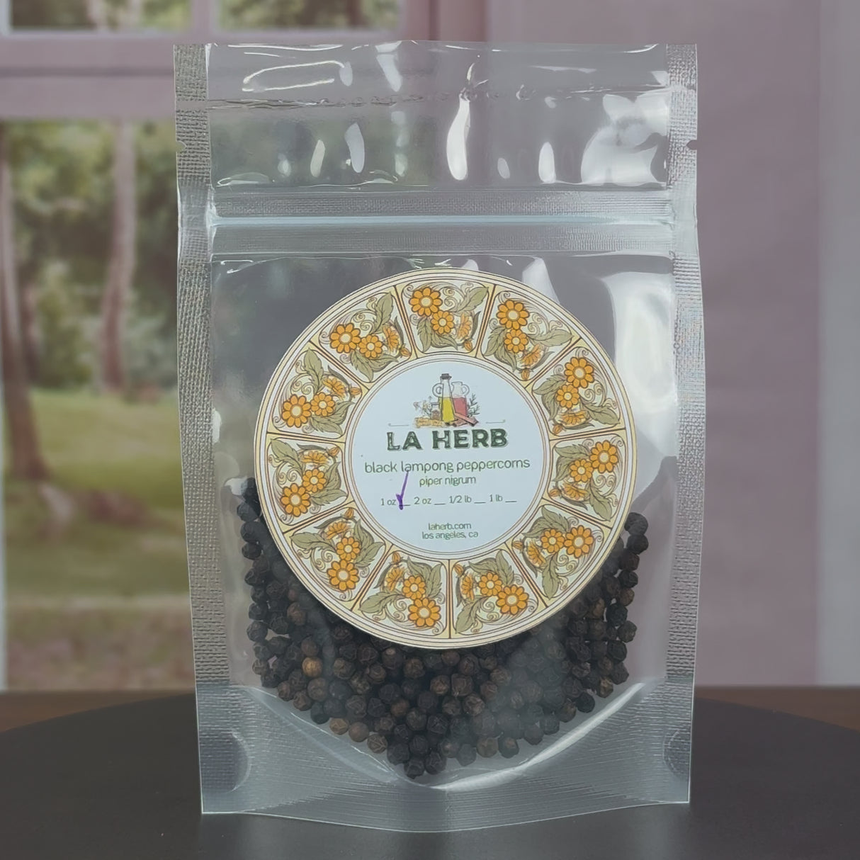 Black Lampong Peppercorns Whole (Piper nigrum)